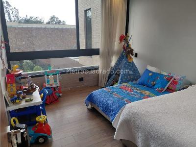 Casa de 3 alcobas en venta en Alto De Las Palmas, Medellín, 1110 m² · foto 9 de 9