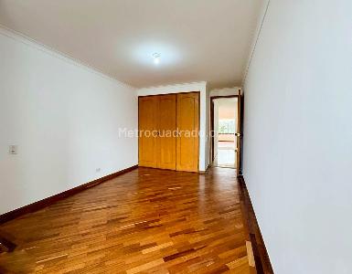 Apartamento de 3 alcobas en venta en El Campestre, Medellín, 183 m² · foto 15 de 19