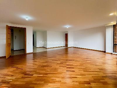 Apartamento de 3 alcobas en venta en El Campestre, Medellín, 183 m² · foto 4 de 19