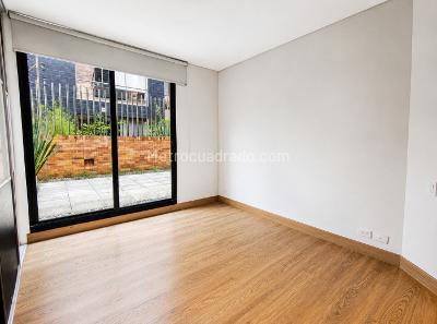 Apartamento de 1 alcoba en venta en Chico Norte, Bogotá, 51 m² · foto 5 de 8
