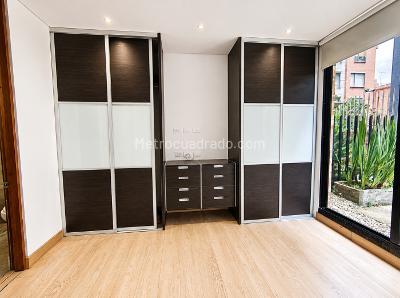 Apartamento de 1 alcoba en venta en Chico Norte, Bogotá, 51 m² · foto 6 de 8