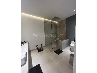 Casa de 5 alcobas en venta en Llanogrande, Rionegro · foto 19 de 20