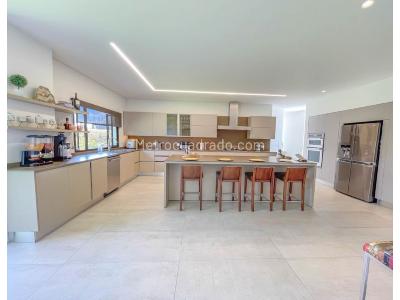 Casa de 5 alcobas en venta en Llanogrande, Rionegro · foto 5 de 20