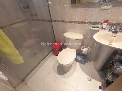 Apartamento de 2 alcobas en venta en El Refugio, Cali, 72 m² · foto 12 de 20