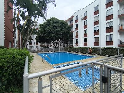 Apartamento de 2 alcobas en venta en El Refugio, Cali, 72 m² · foto 20 de 20