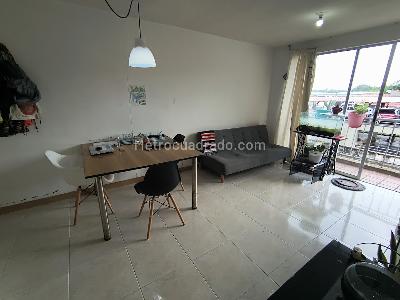 Apartamento de 2 alcobas en venta en El Refugio, Cali, 72 m² · foto 4 de 20