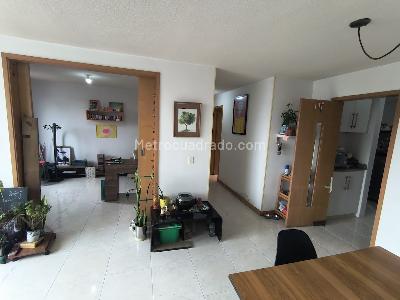 Apartamento de 2 alcobas en venta en El Refugio, Cali, 72 m² · foto 6 de 20