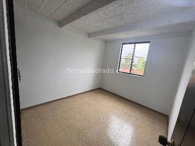 Apartamento de 3 alcobas en venta en Primero De Mayo, Cali, 60 m² · foto 14 de 20