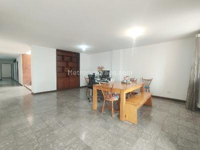 Apartamento en venta en Versalles, Cali · foto 3 de 15
