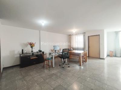 Apartamento en venta en Versalles, Cali · foto 4 de 15