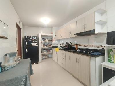 Apartamento en venta en Versalles, Cali · foto 7 de 15