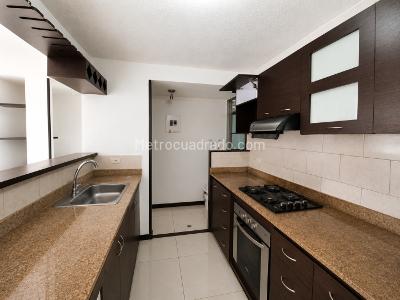 Apartamento en venta en El Refugio, Cali · foto 2 de 12