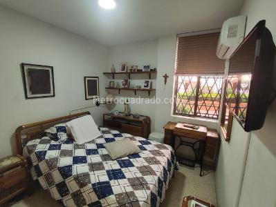 Apartamento de 3 alcobas en venta en Prados Del Norte, Cali, 93 m² · foto 15 de 20