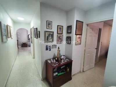Apartamento de 3 alcobas en venta en Prados Del Norte, Cali, 93 m² · foto 18 de 20