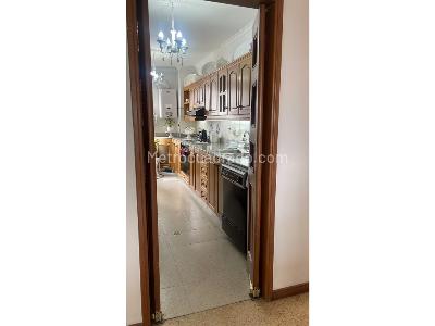 Apartamento en venta en El Poblado, Medellín · foto 2 de 20