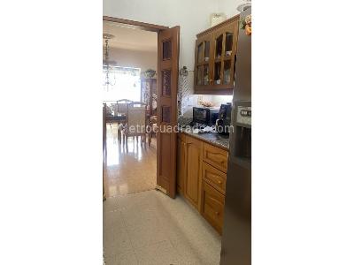 Apartamento en venta en El Poblado, Medellín · foto 3 de 20