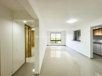 Apartamento de 3 alcobas en venta en Loma De Los Parra, Medellín, 65 m² · foto 4 de 11
