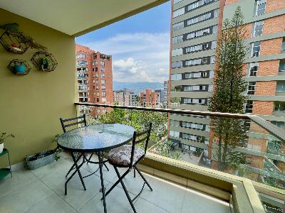 Apartamento en venta en Alejandria, Medellín · foto 2 de 9