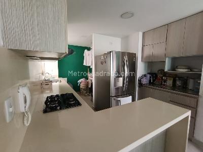 Apartamento de 3 alcobas en venta en Altos De Riomar, Barranquilla, 81 m² · foto 3 de 10