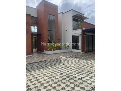 Casa de 4 alcobas en venta en Rionegro, Rionegro, 1200 m² · foto 2 de 20