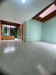 Casa de 5 alcobas en venta en El Dorado, Envigado, 128 m² · foto 9 de 20