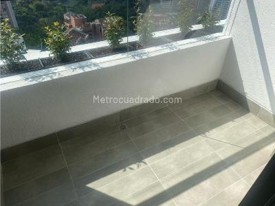 Apartamento de 2 alcobas en venta en El Poblado, Medellín, 60 m² · foto 9 de 17