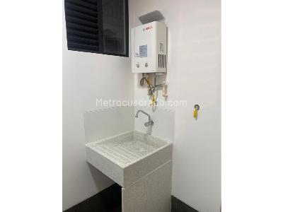 Apartamento de 2 alcobas en venta en El Poblado, Medellín, 60 m² · foto 13 de 17