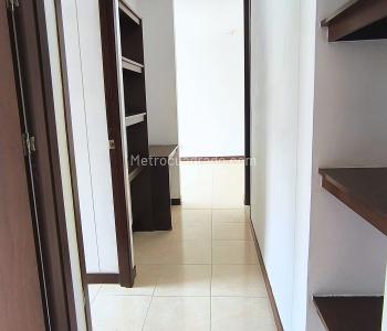 Apartamento de 3 alcobas en venta en Valle Del Lili, Cali, 75 m² · foto 8 de 18