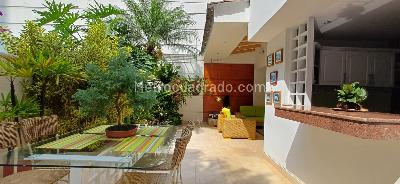 Casa de 3 alcobas en venta en Santa Teresita, Cali, 345 m² · foto 3 de 17