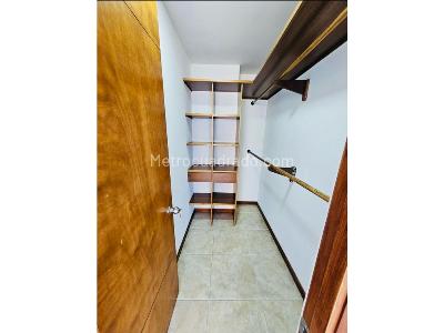 Casa de 4 alcobas en venta en El Poblado, Medellín, 158 m² · foto 6 de 20