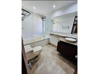 Casa de 4 alcobas en venta en El Poblado, Medellín, 158 m² · foto 12 de 20