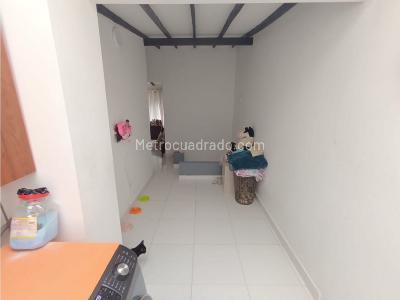 Casa de 4 alcobas en venta en Sabaneta, Sabaneta, 106 m² · foto 9 de 15