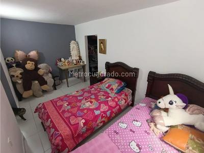 Casa de 4 alcobas en venta en Sabaneta, Sabaneta, 106 m² · foto 10 de 15