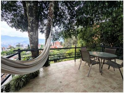 Casa de 5 alcobas en venta en Los Balsos, Medellín, 225 m² · foto 6 de 17
