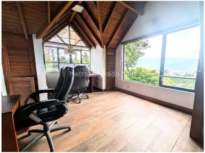 Casa de 5 alcobas en venta en Los Balsos, Medellín, 225 m² · foto 8 de 17