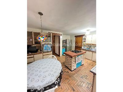 Casa de 5 alcobas en venta en Las Brujas, Envigado, 1060 m² · foto 15 de 20