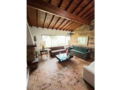 Casa de 5 alcobas en venta en Las Brujas, Envigado, 1060 m² · foto 7 de 20