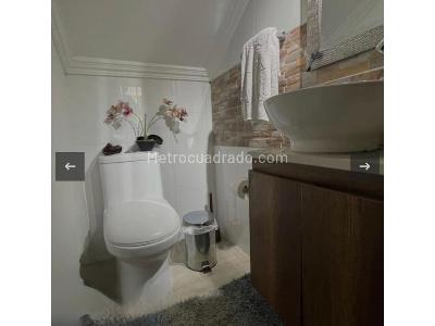 Casa de 4 alcobas en venta en El Poblado, Medellín, 156 m² · foto 13 de 16