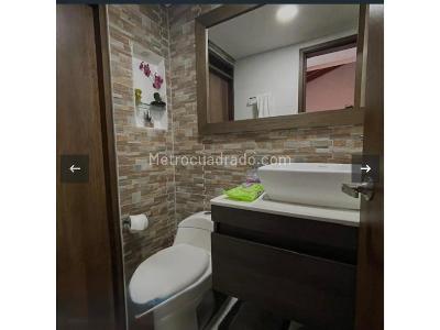 Casa de 4 alcobas en venta en El Poblado, Medellín, 156 m² · foto 14 de 16