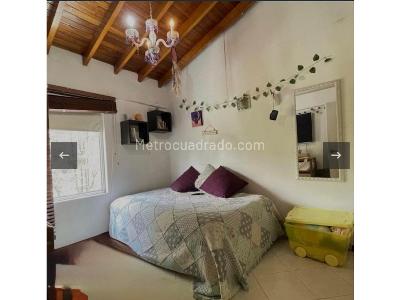 Casa de 4 alcobas en venta en El Poblado, Medellín, 156 m² · foto 8 de 16