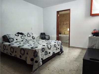 Casa de 5 alcobas en venta en Rionegro, Rionegro, 272 m² · foto 3 de 24