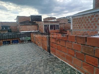 Casa de 3 alcobas en venta en Ciudad Cordoba, Cali, 105 m² · foto 12 de 13