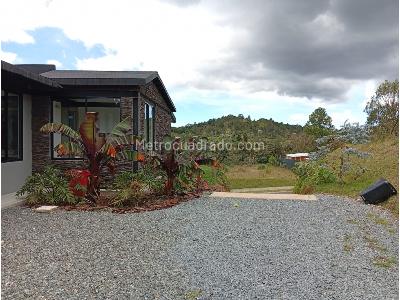 Casa de 3 alcobas en venta en Alto De Las Palmas, Envigado, 1575 m² · foto 12 de 20