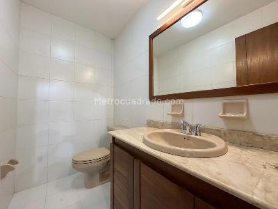Apartamento en venta en Santa Teresita, Cali · foto 3 de 20