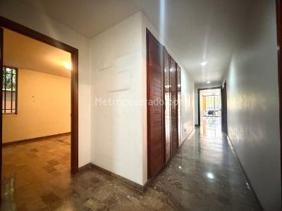 Apartamento en venta en Santa Teresita, Cali · foto 16 de 20