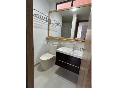 Apartamento en arriendo en Provenza, Medellín · foto 12 de 16