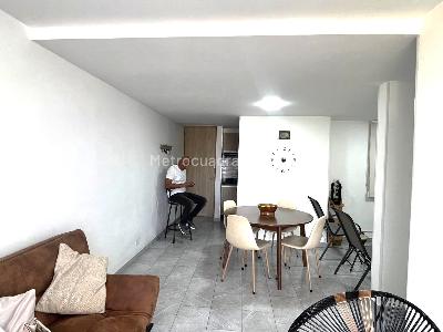Apartamento en venta en Prados Del Norte, Cali · foto 2 de 14