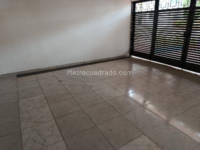 Casa en venta en Pampalinda, Cali · foto 3 de 10