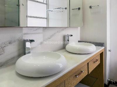 Apartamento de 2 alcobas en venta en Los Balsos 1, Medellín, 153 m² · foto 14 de 20