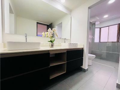 Apartamento de 5 alcobas en venta en El Poblado, Medellín, 287 m² · foto 18 de 20